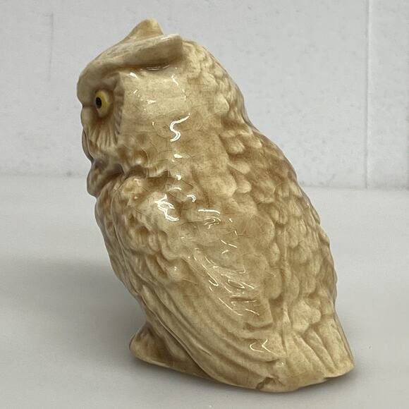 Vintage Ceramic Owl Figurine Hand Painted Glazed Tan Signed 2.25” - Picture 3 of 6